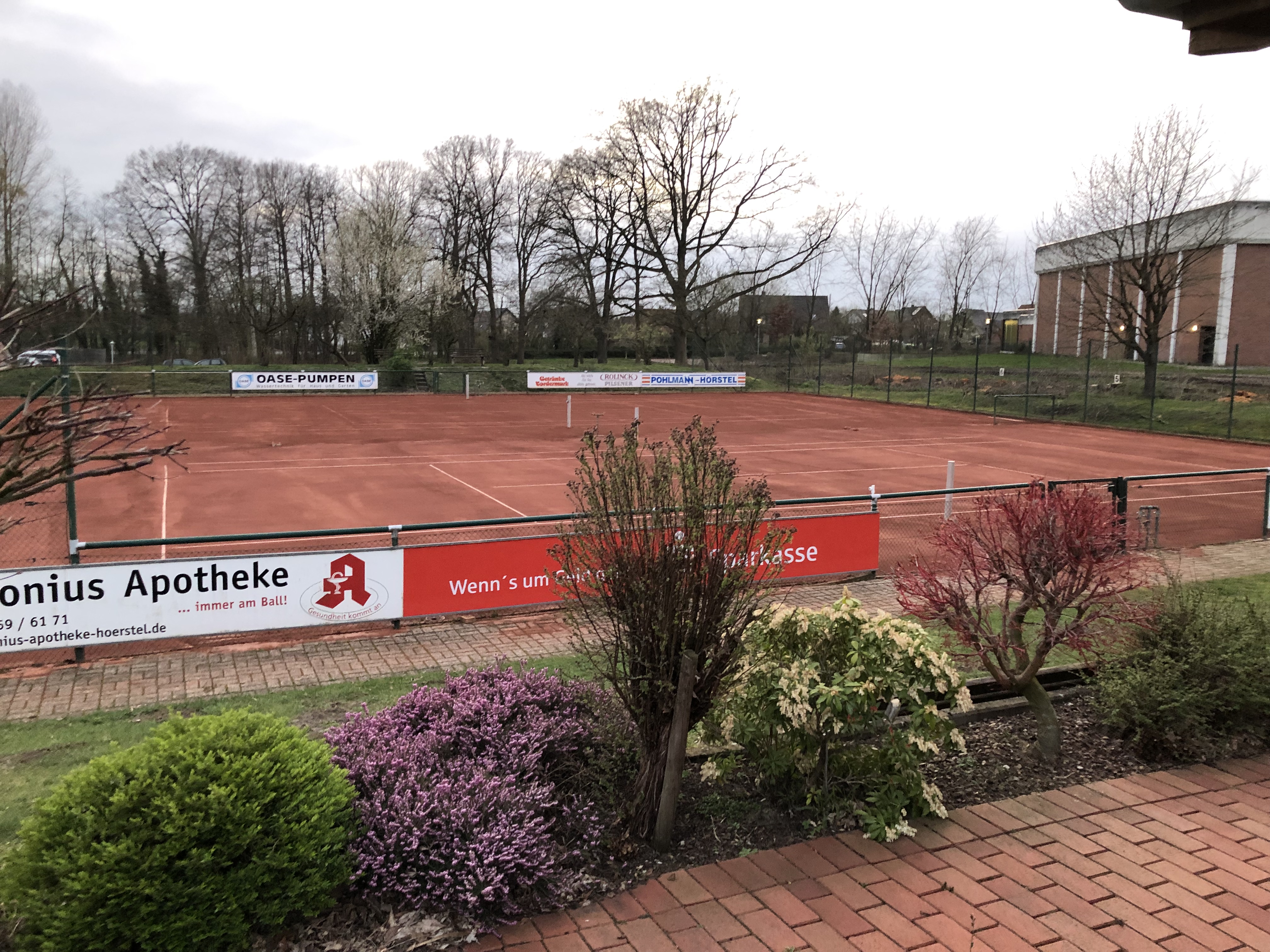 Arbeitseinsatz Tennis